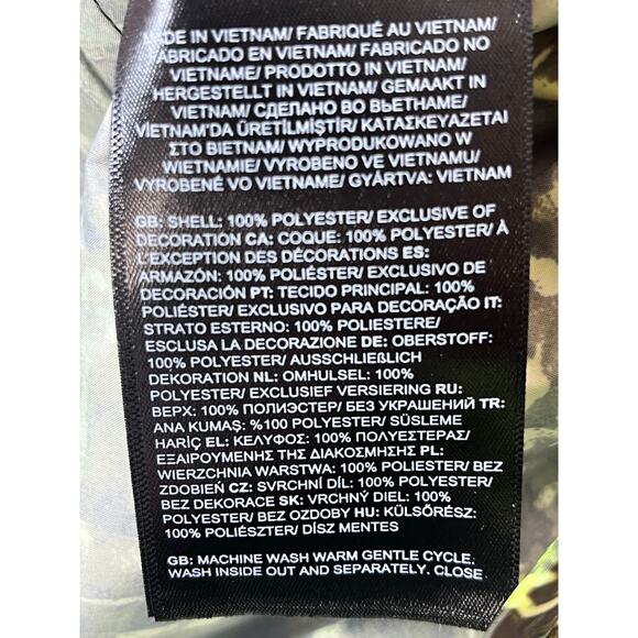 The North Face Windbreaker Jacket Boys XL 14/16 Forest Print NWT - Picture 9 of 10